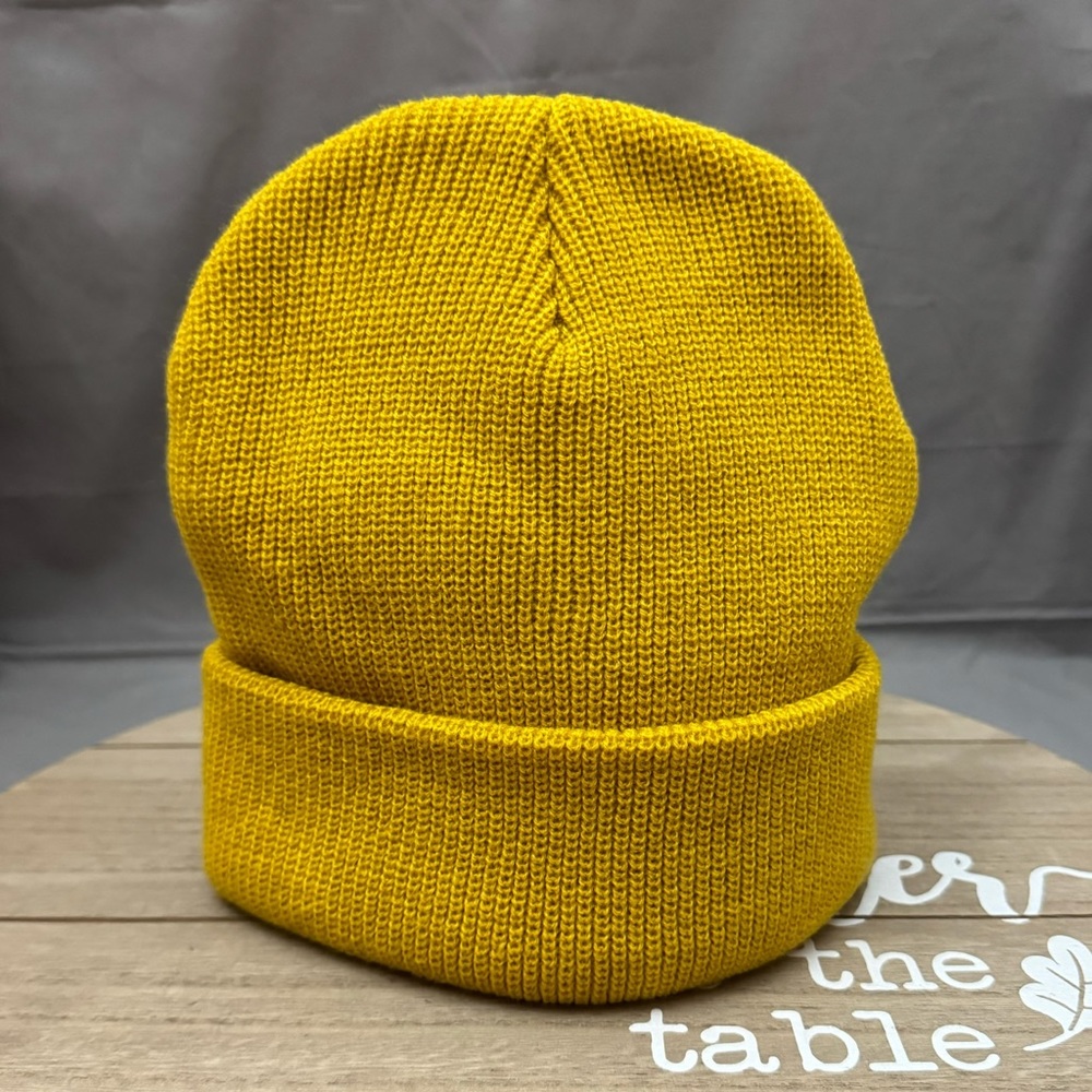 Hot Topic Knit Cuff Beanie Men’s Women’s Winter Hat Yellow OSFA